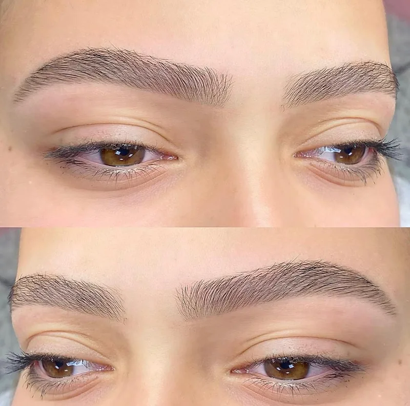 Antes e depois de design e preenchimento natural de sobrancelhas.